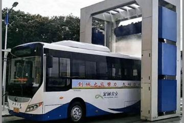 客運(yùn)站電腦龍門洗車機(jī)清洗效果怎么樣[隆茂鑫晟]